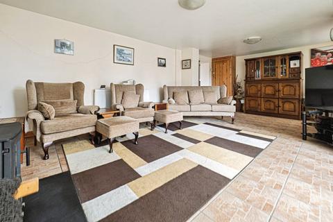 4 bedroom detached house for sale, Station Road, Hull HU12