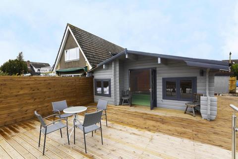 undefined, The Embankment, Wraysbury TW19