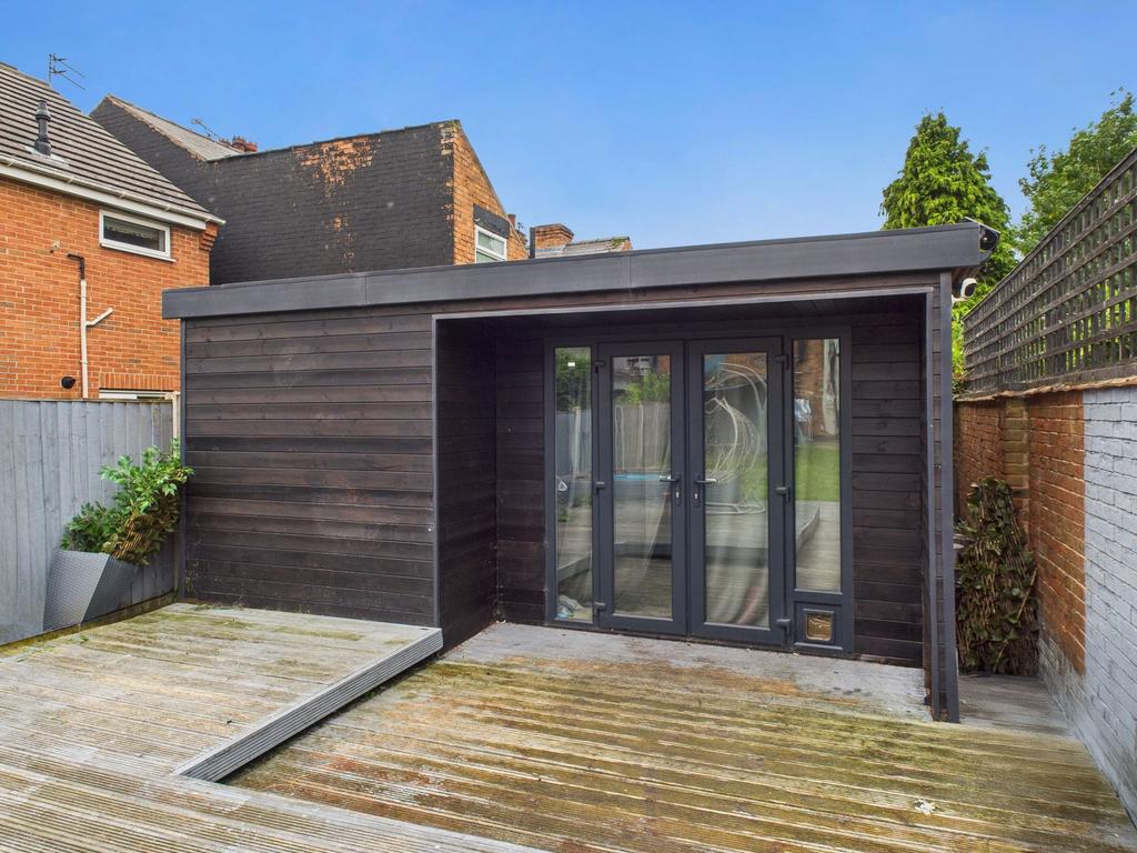 Office/Studio Outbuilding