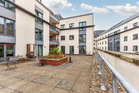 2 bedroom apartment for sale, Parade, Leamington Spa CV32