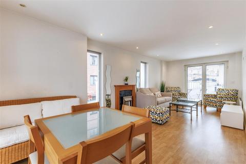 2 bedroom apartment for sale, Parade, Leamington Spa CV32