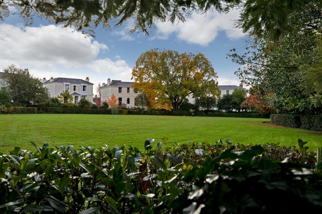 Communal Grounds