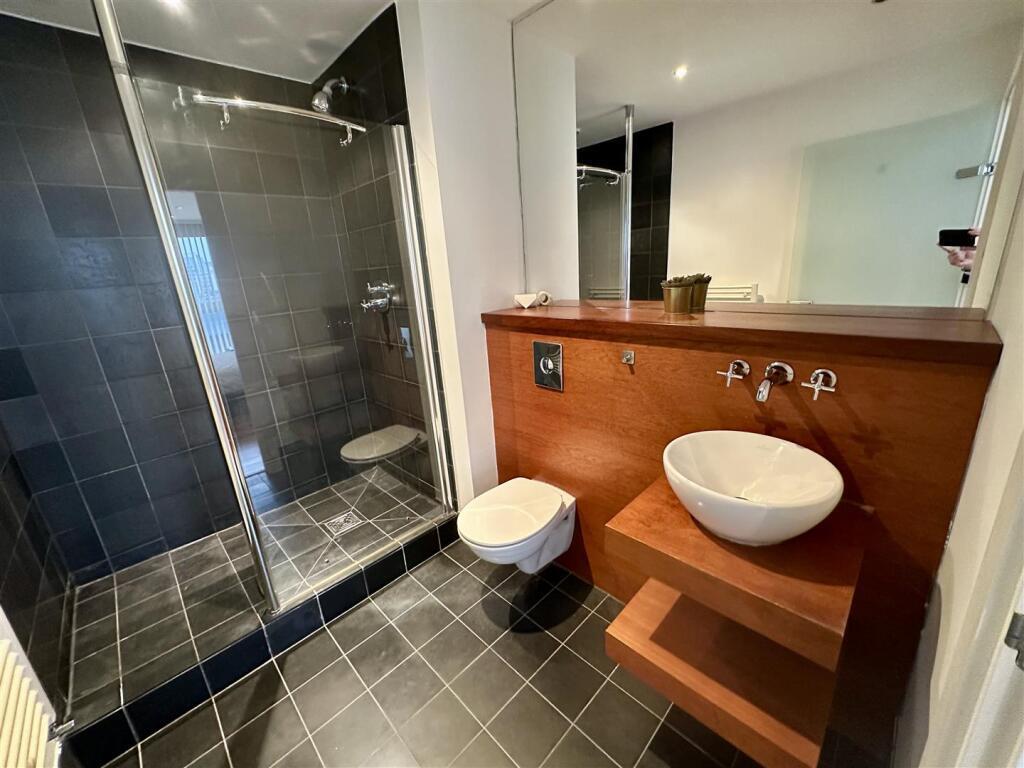 Bath 2 .jpeg