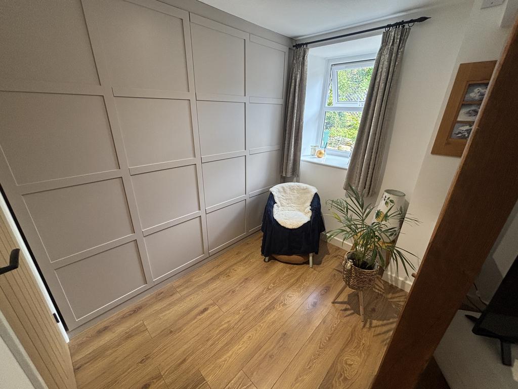 Living room (third angle)