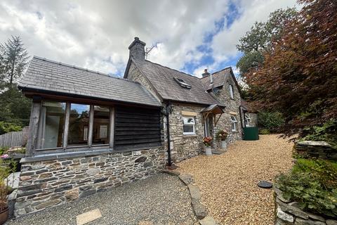 undefined, Cwrtnewydd , Llanybydder, SA40