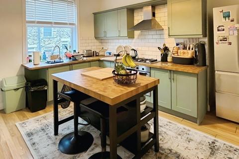 3 bedroom terraced house for sale, The Lanes , LS28 7AQ