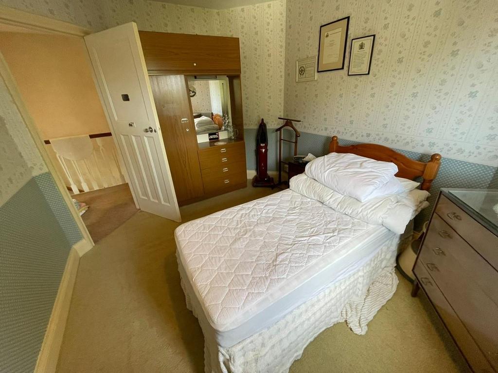 Bedroom 3.jpg