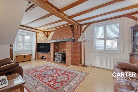3 bedroom chalet for sale, Harrow Road, North Benfleet, SS12