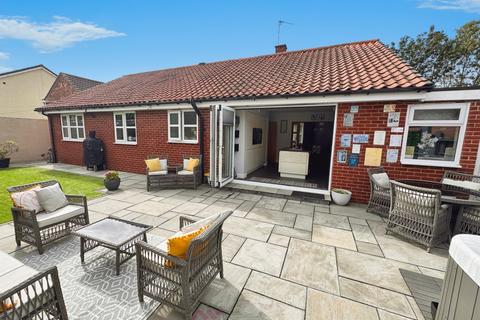undefined, South End, Doncaster DN8