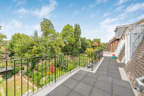 2 bedroom flat for sale, Goldhurst Terrace, South Hampstead, London, NW6