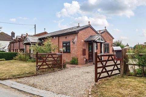 2 bedroom bungalow for sale - Trefeglwys, Caersws, Powys, SY17