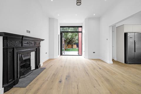 Anson Road, Cricklewood, NW2