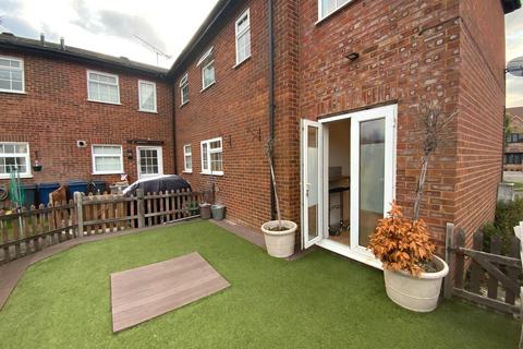 undefined, Pond Approach, Holmer Green, HP15
