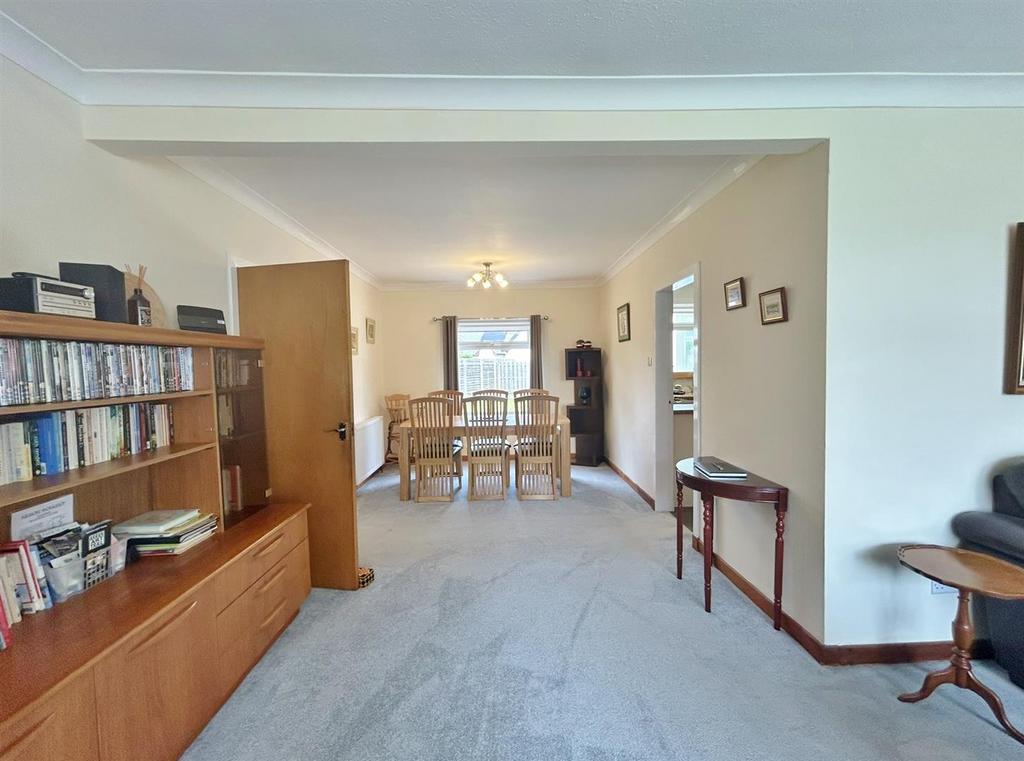 Lounge towards dining area