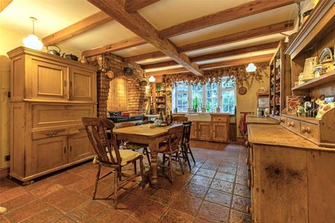 5 bedroom semi-detached house for sale, Aldford Road, Huntington, Chester, Cheshire, CH3
