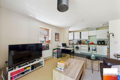 2 bedroom flat for sale, Brett Young Close, Halesowen