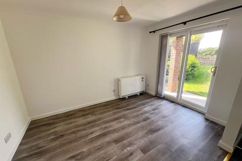 3 bedroom link detached house to rent, Crestway, Dartmouth