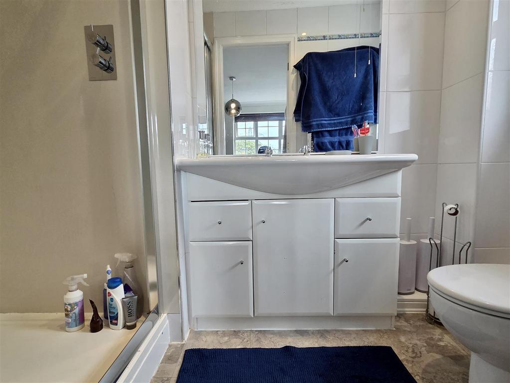 En suite shower/wc