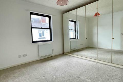 2 bedroom maisonette to rent, Anchor Court, Kingsbridge