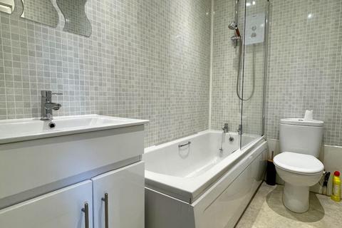 2 bedroom maisonette to rent, Anchor Court, Kingsbridge