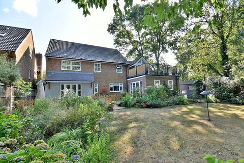 5 bedroom detached house for sale, Casterbridge Road, Ferndown, BH22