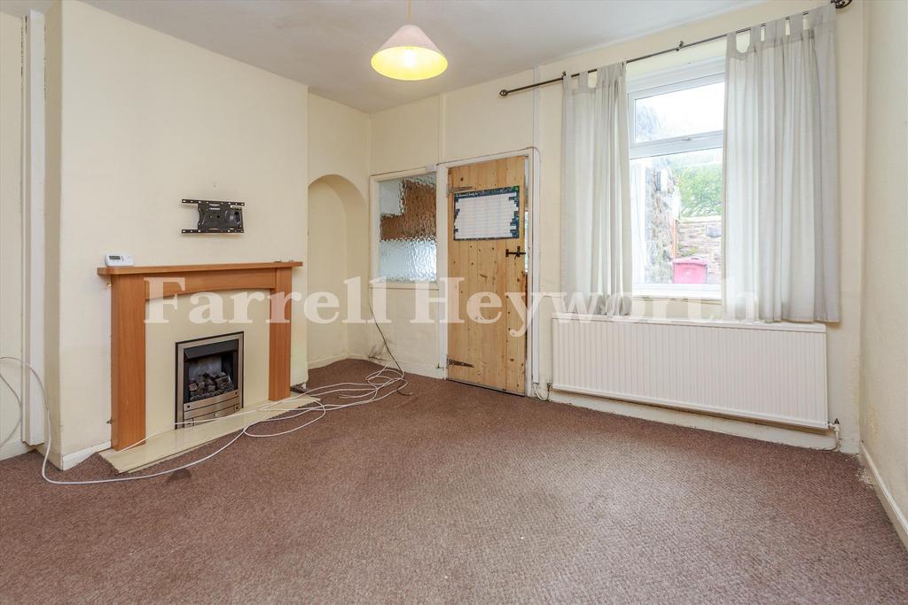 Living room 3