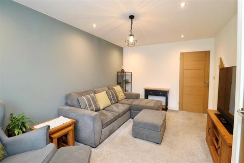 3 Cavendish Drive, Market Weighton, York, YO43 3GY