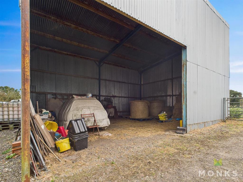 CAM01520 G0-PR0259-STILL017.jpg