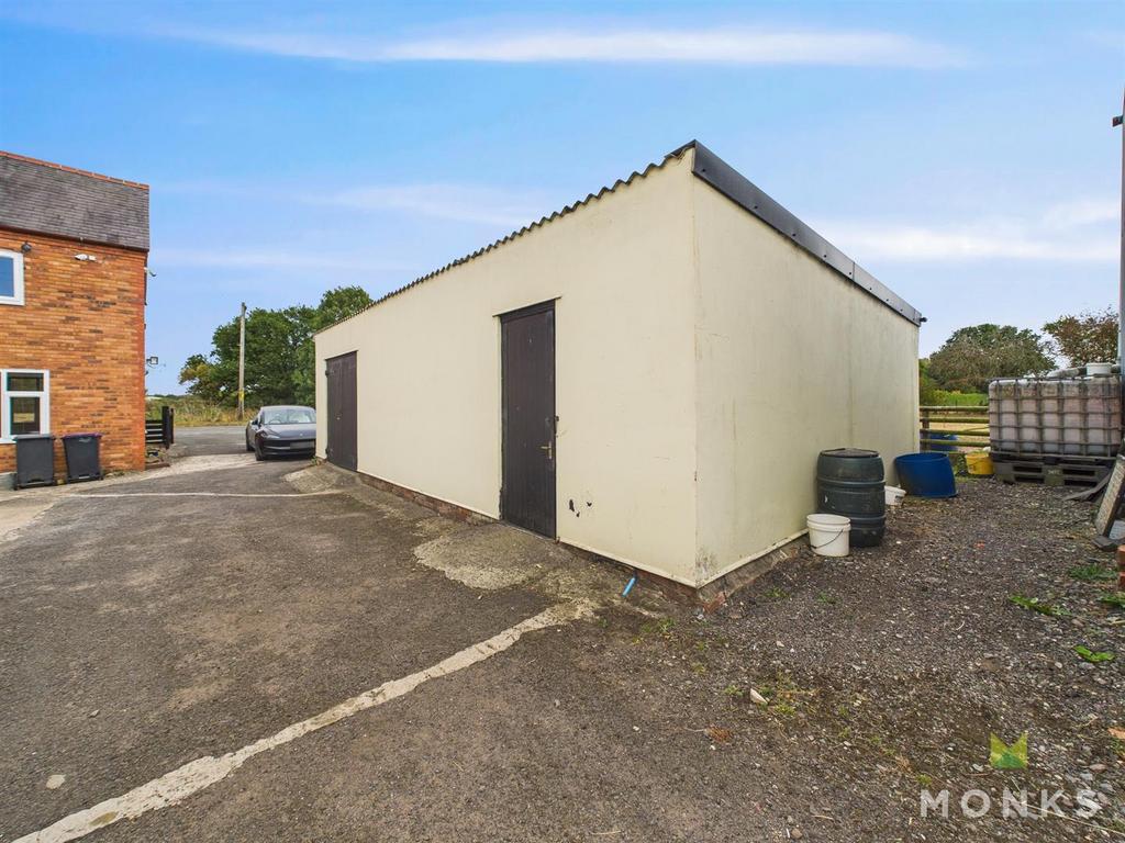 CAM01520 G0-PR0259-STILL019.jpg