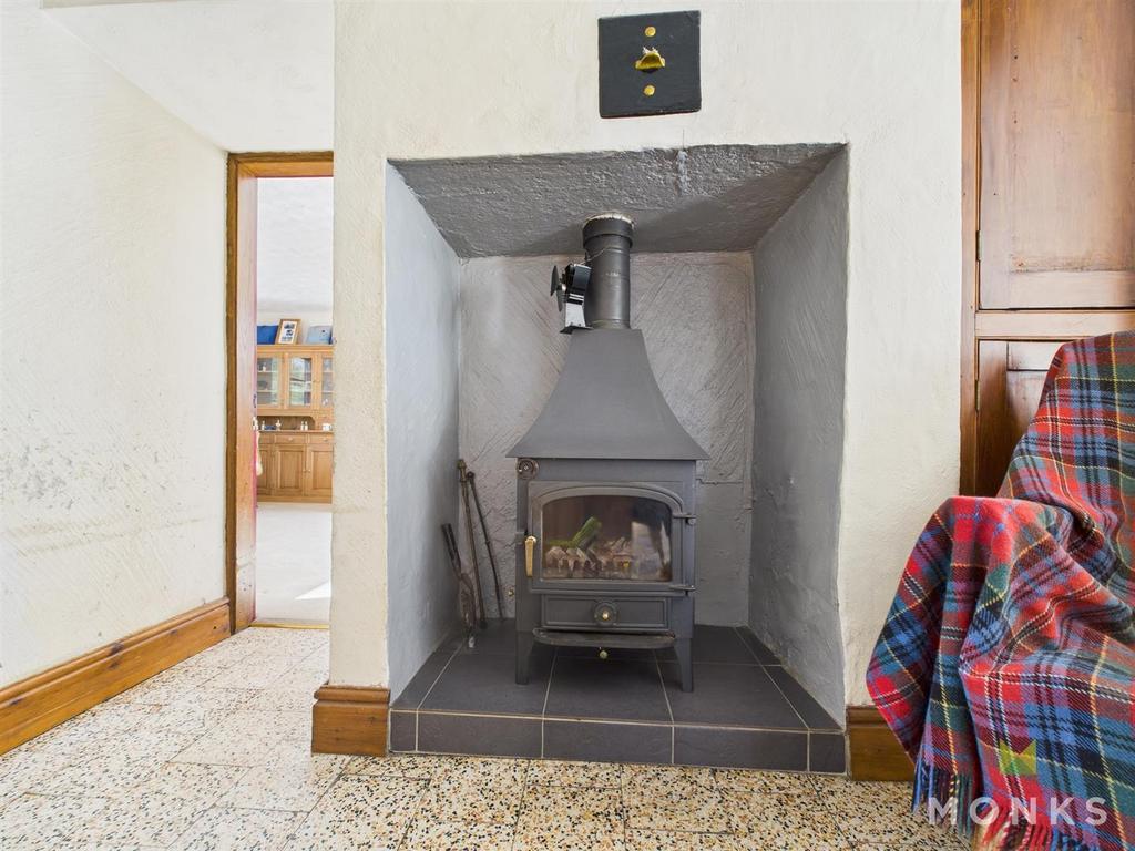 CAM01520 G0-PR0259-STILL033.jpg