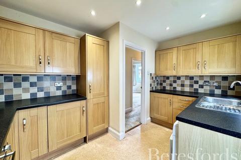 undefined, Chiltern Gardens, Hornchurch, RM12