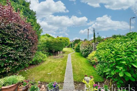 4 Chiltern Gardens, Hornchurch, RM12 4SQ