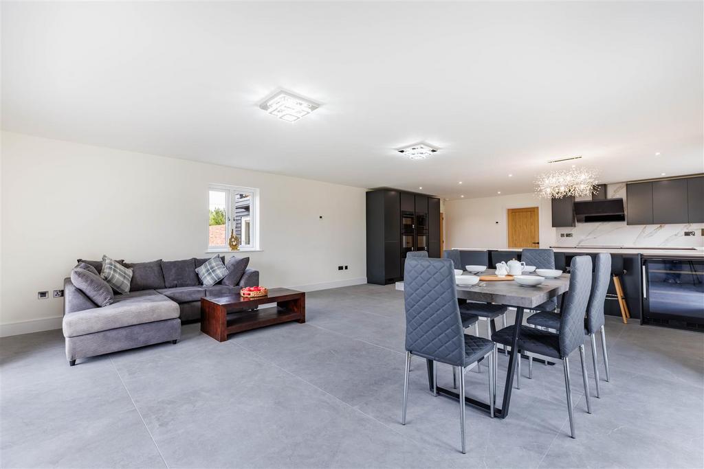 Kitchen/Family Room