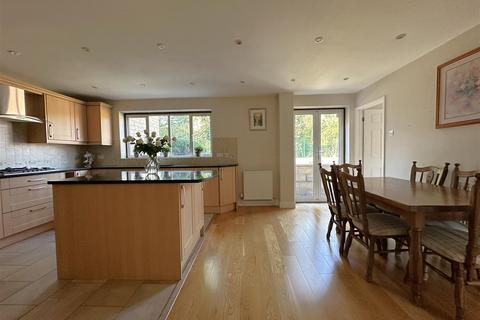 undefined, Ivy Road, Chippenham