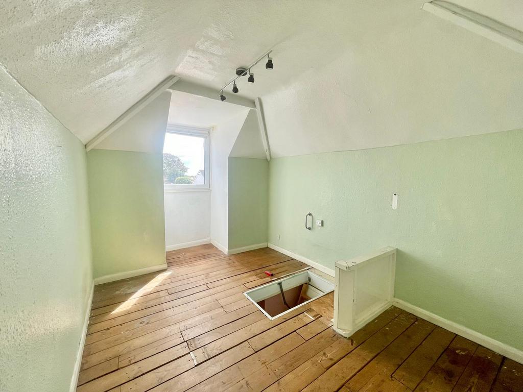 Roof Room