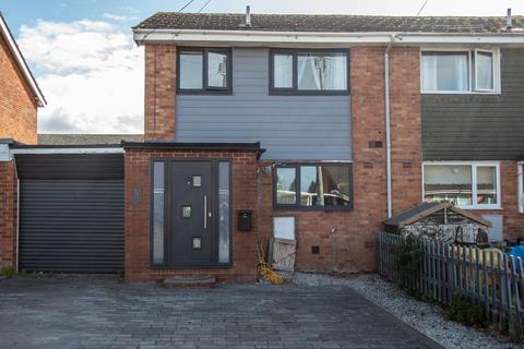 4 bedroom semi-detached house for sale