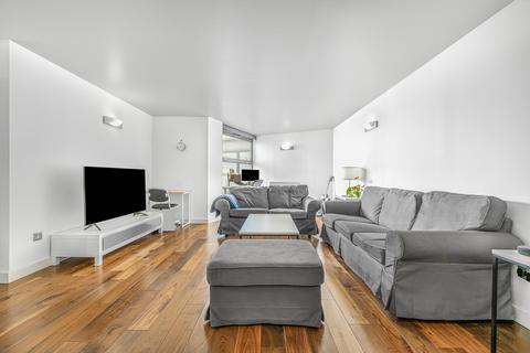2 bedroom apartment for sale, Britton Street, London, EC1M