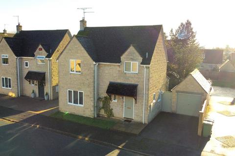 undefined, Elizabeth Gardens, Meysey Hampton, Cirencester, Gloucestershire, GL7