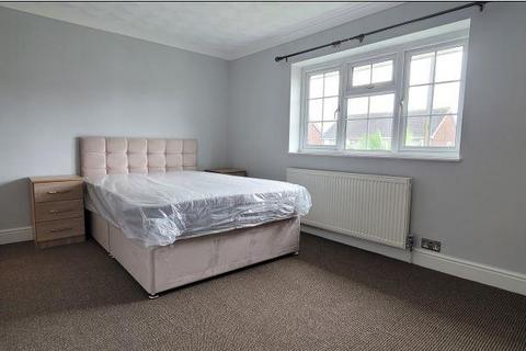 undefined, Staines-upon-Thames,  Surrey,  TW19
