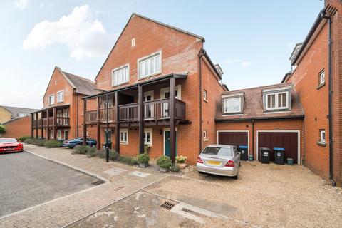 6 Anzio Gardens, Caterham, CR3 5GE