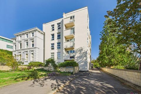 2 bedroom flat for sale, Evesham Road, Cheltenham GL52