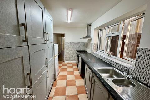 3 bedroom terraced house to rent, Stratton Street, WOLVERHAMPTON