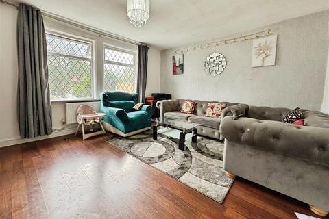 289 Kings Road, Bradford, BD2 1NW