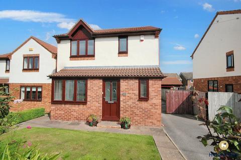 3 bedroom detached house for sale, Upper Lane, Netherton WF4