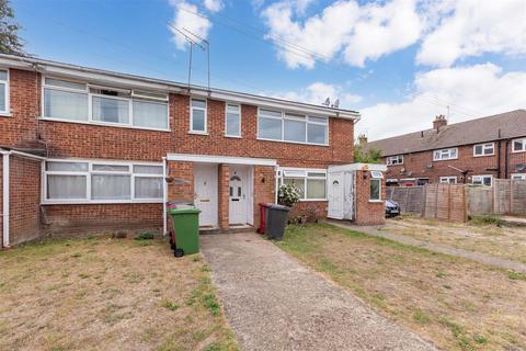 2 bedroom maisonette for sale, Lower Cippenham Lane, Slough