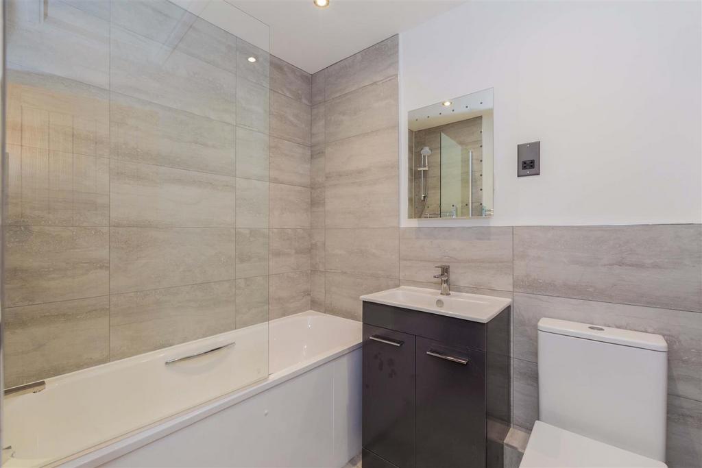 Flat 6 93 L Cippenham Lane-10.jpg