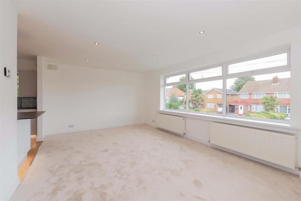 Flat 6 93 L Cippenham Lane-13.jpg