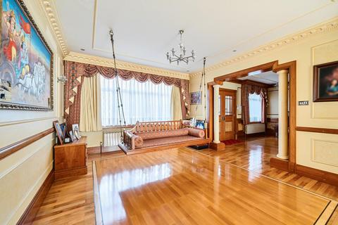 undefined, Dalkeith Grove, Stanmore HA7