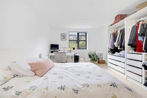 2 bedroom apartment to rent, Curtain Road, EC2A