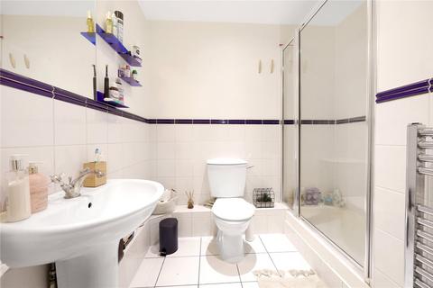 2 bedroom apartment to rent, Curtain Road, EC2A